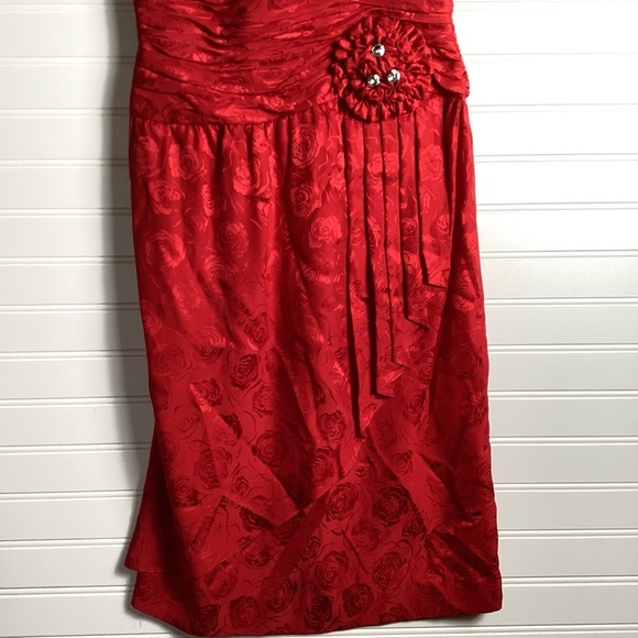 Silk studio 100% Silk strapless red MIDI dress Size 6 Coctail Party Wedding - Picture 3 of 6